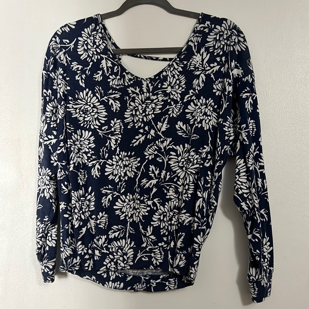 Gap body floral 3/4 sleeve t-shirt